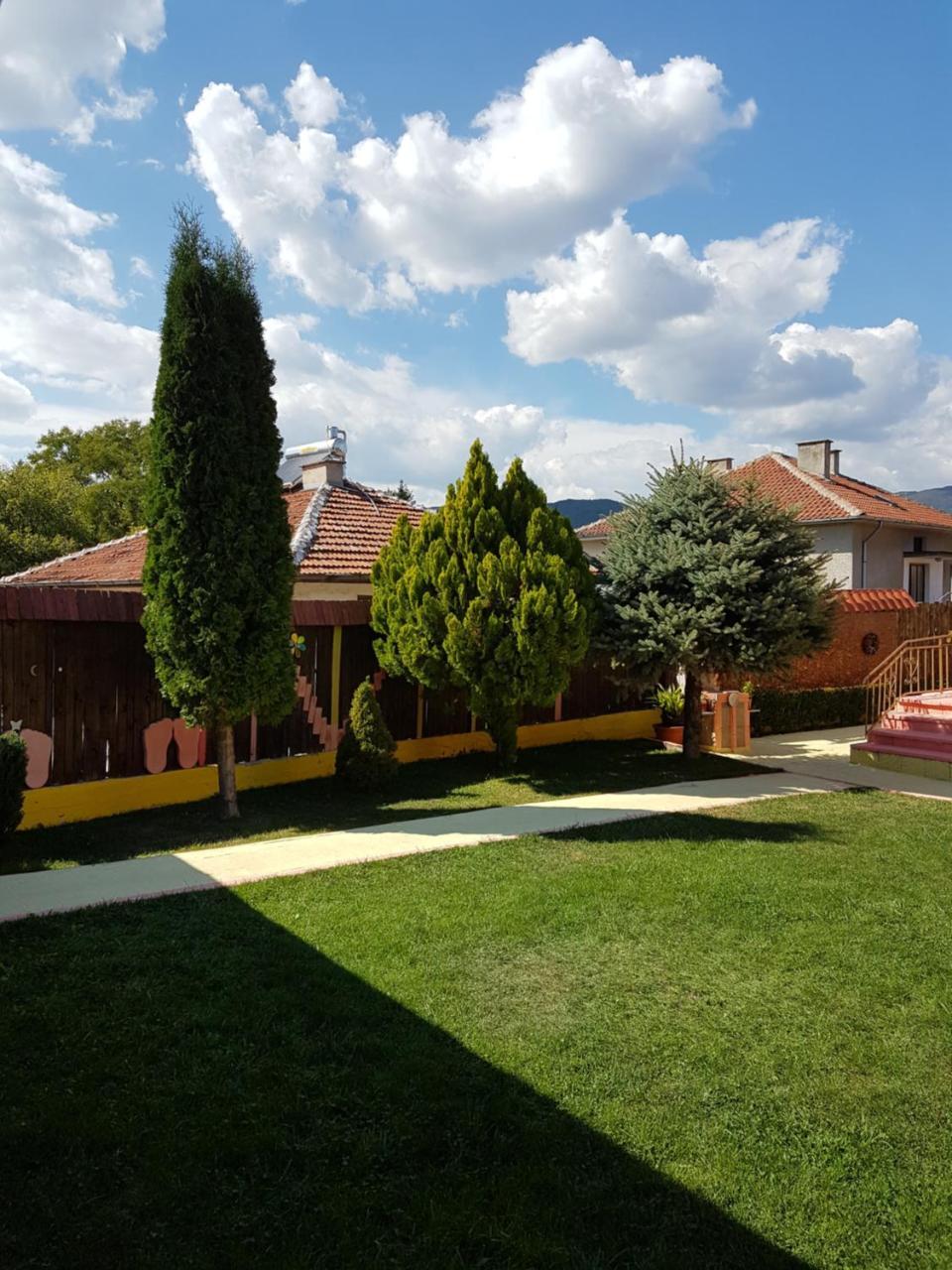 Света Анна Strelcha Exterior photo